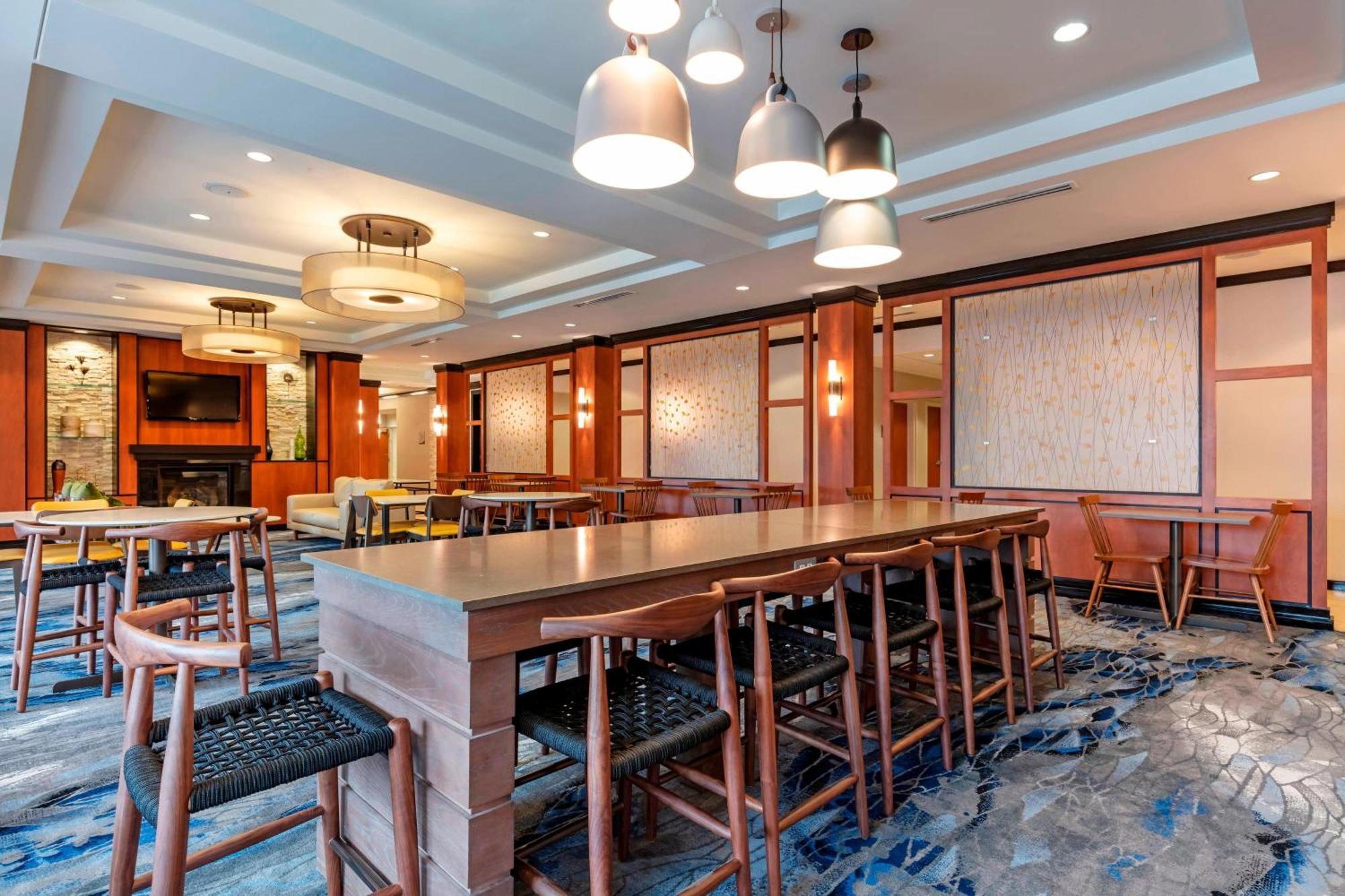 Fairfield Inn & Suites Columbus Extérieur photo